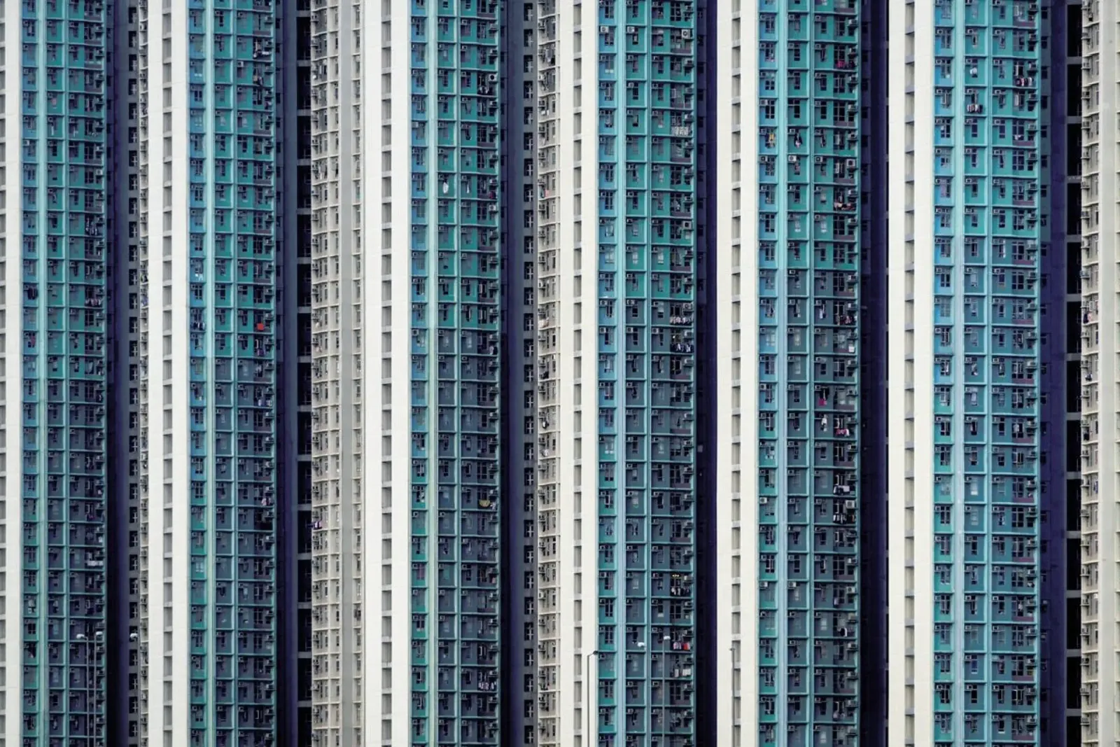 Propinquity Hong Kong 1 pellicola backlit da Simon Butterworth