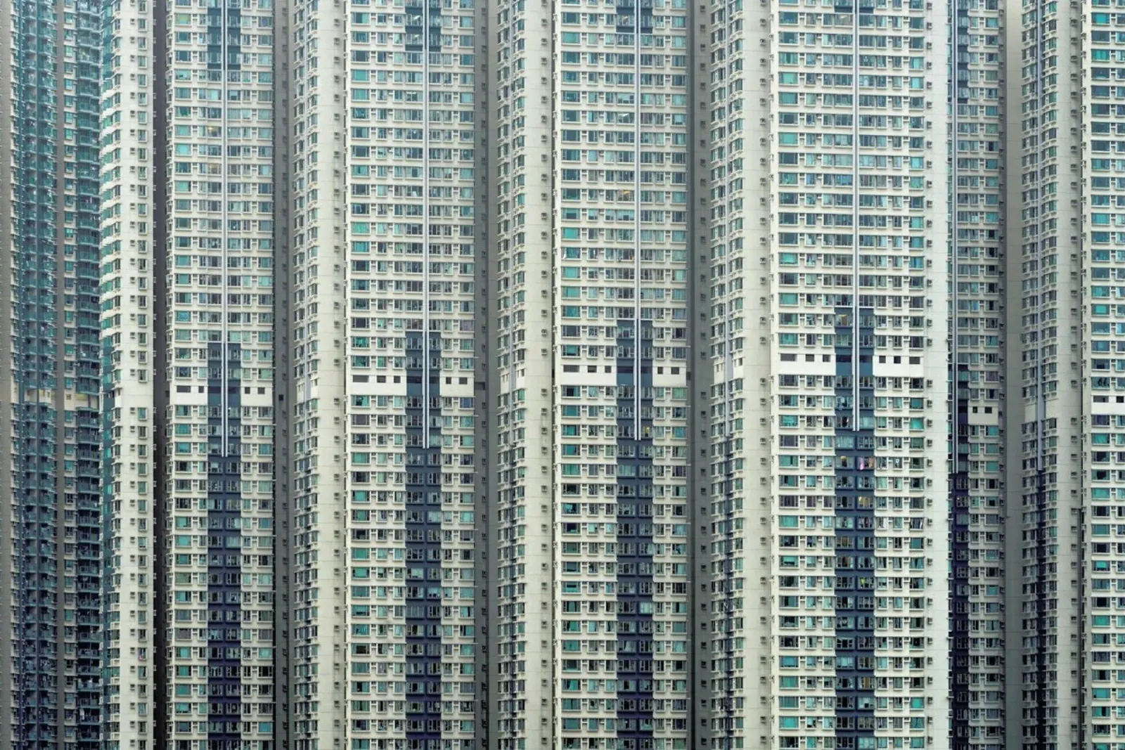 Propinquity Hong Kong 2 pellicola backlit da Simon Butterworth
