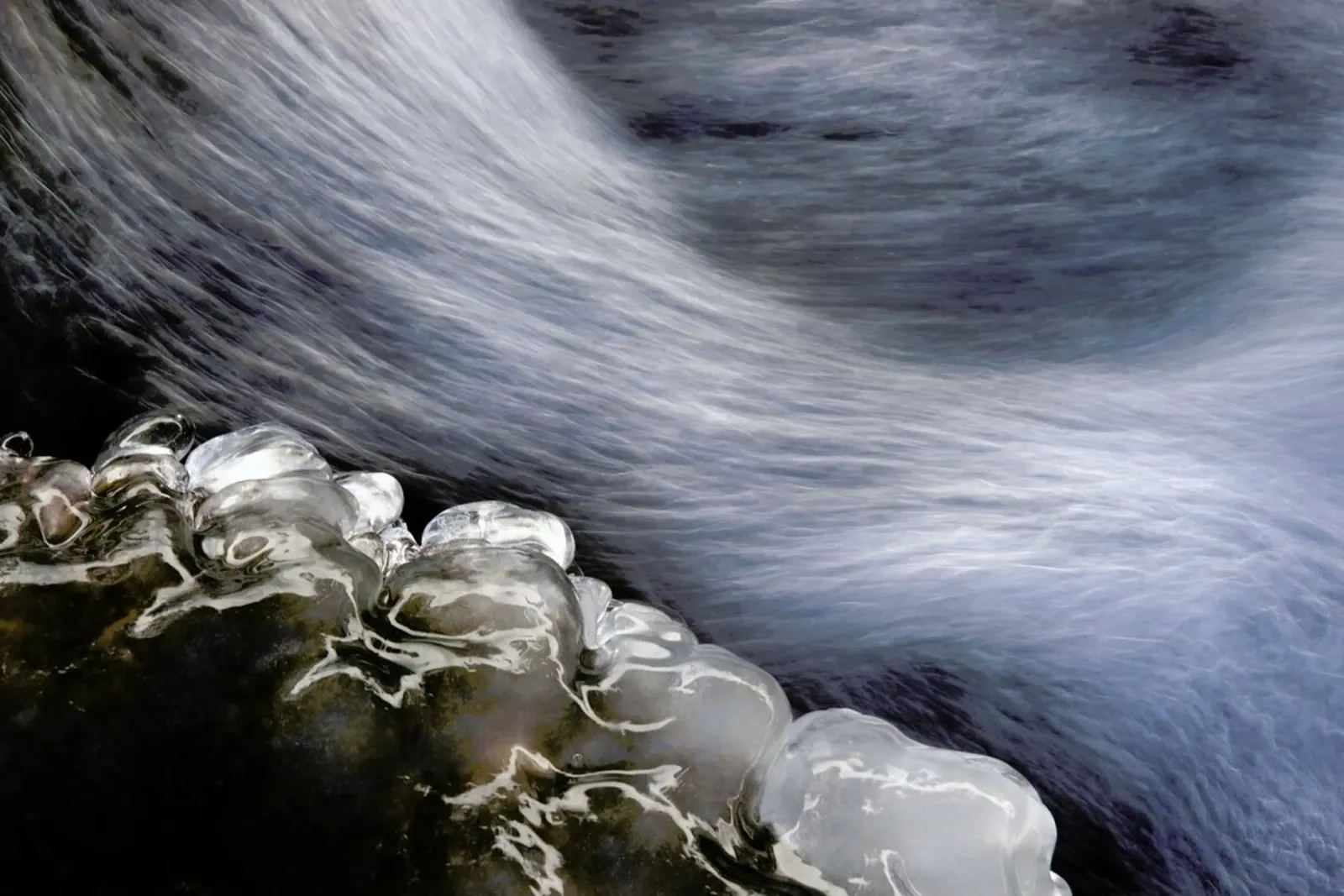 Ice & water - Vito Miribung carta hahnemühle da Pictufy