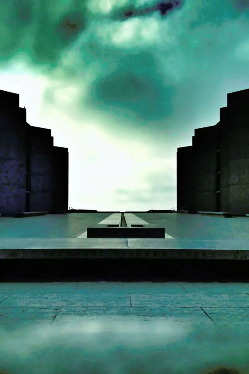 The Salk pellicola backlit da Sattrup & Høst