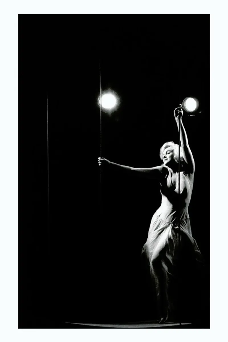 Marilyn Monroe in Let's Make Love, 1960 pellicola backlit da Gallery Print and Art Limited