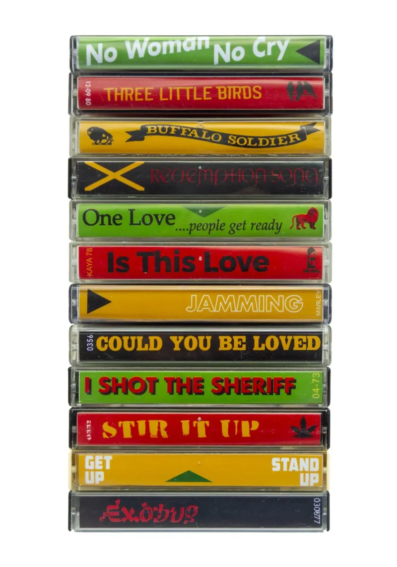Singoli di Bob Marley - Stampa su cassetta pellicola backlit da MrMustardPrints