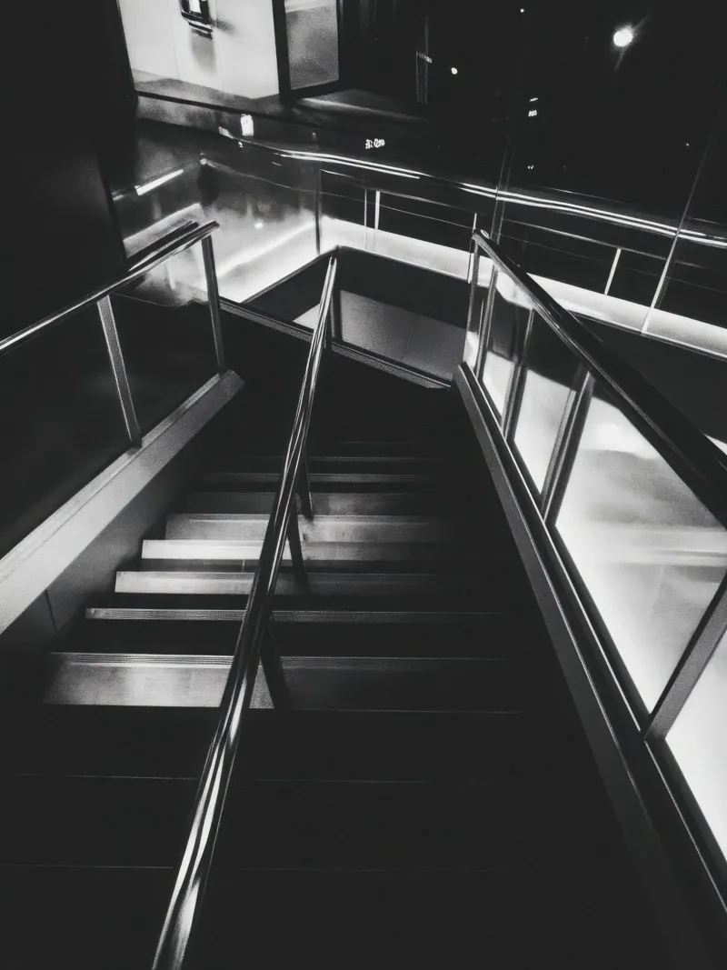 Scala moderna poster da Black & White