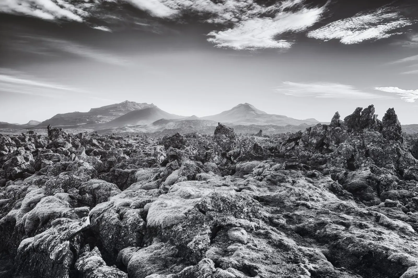 Lava field pellicola backlit da thetraveller