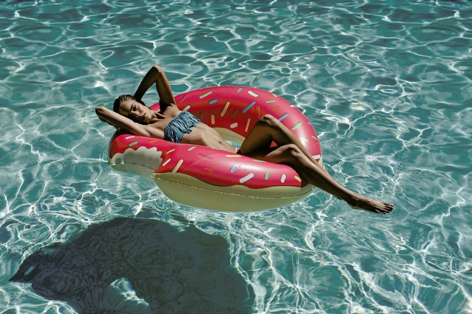 Pool Affairs Hahnemühle von Marie Bärsch