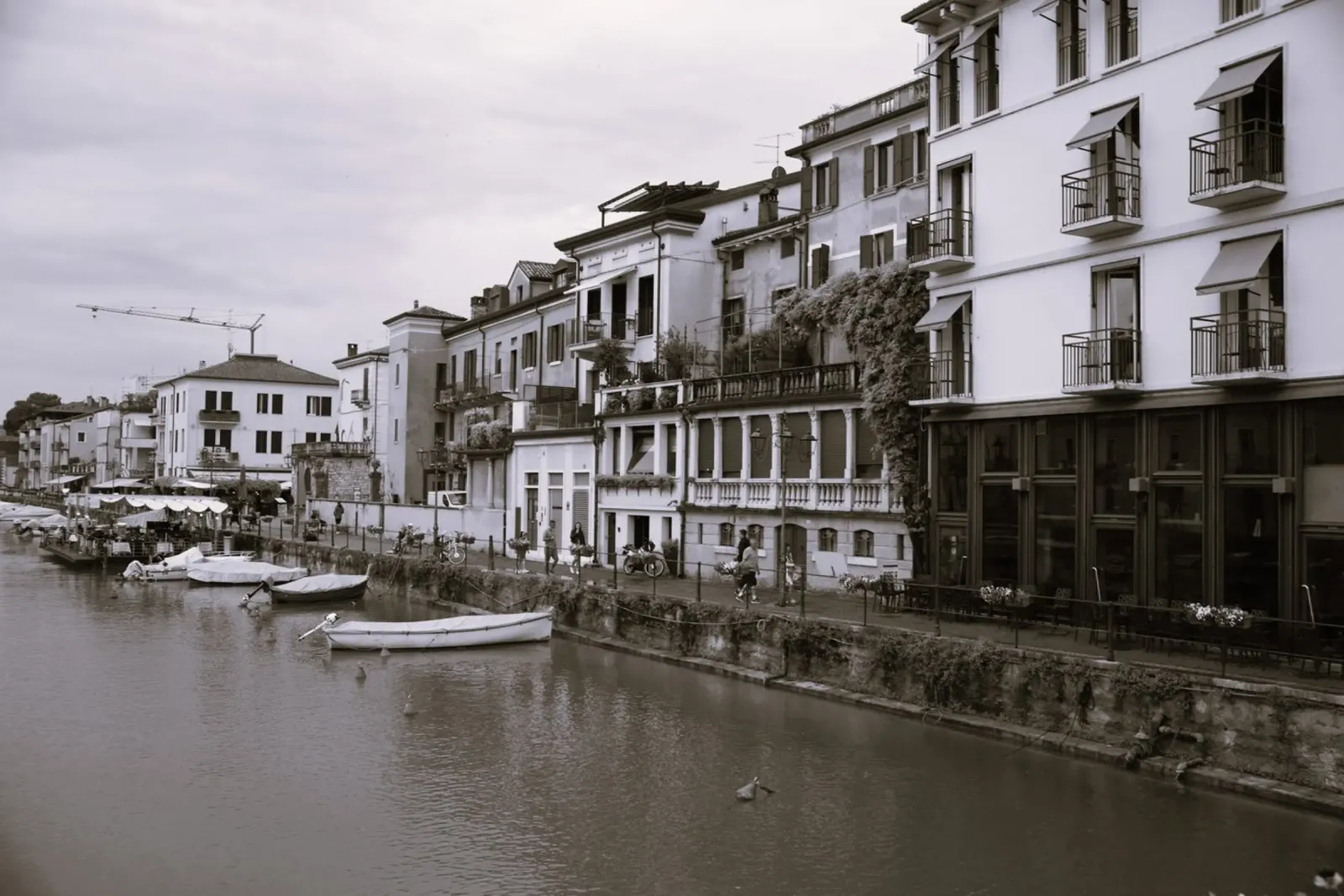 I am not Venice canvas with Floater frame by Alexandra Joseph Fotomomente