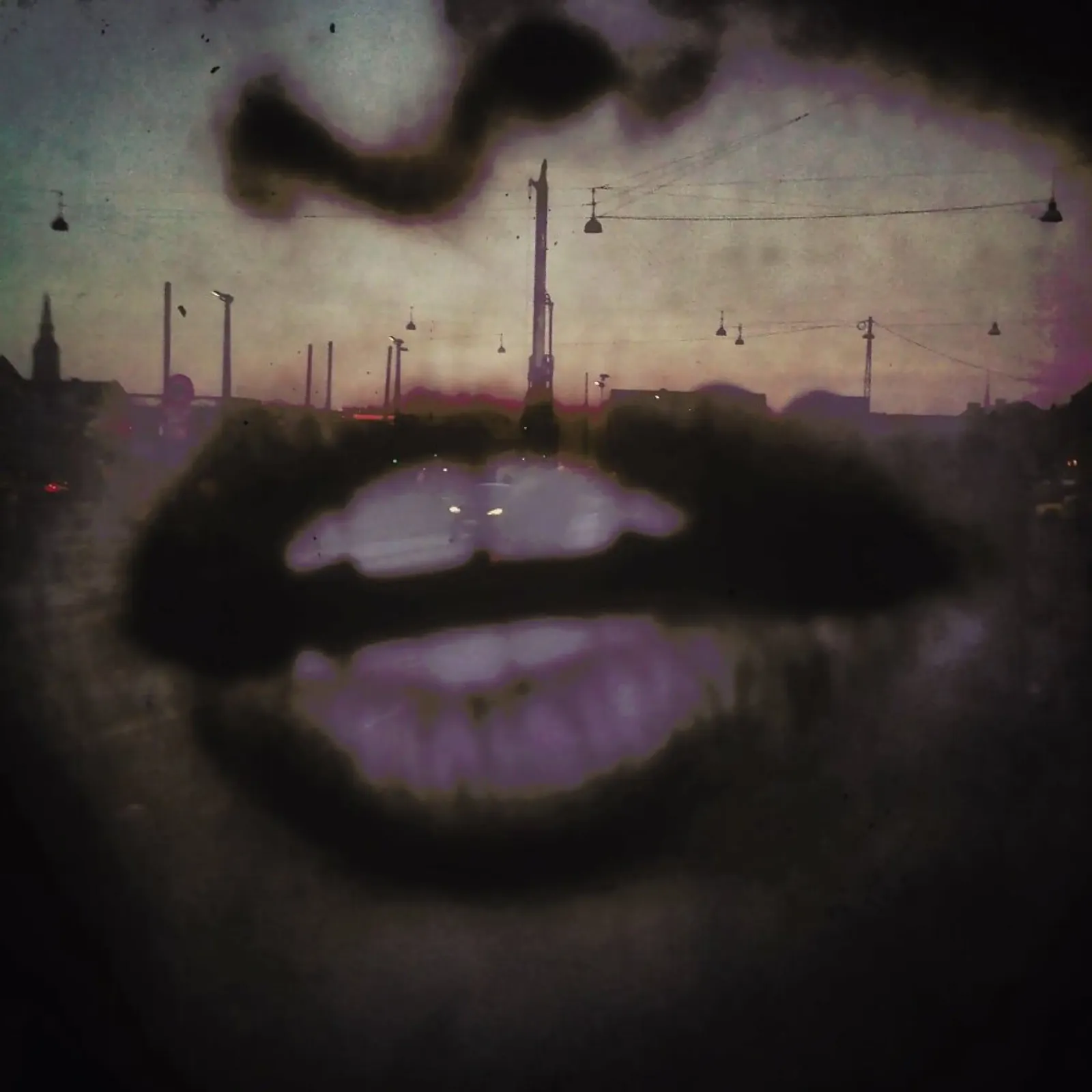 Reflex Lips pellicola backlit da Sattrup & Høst