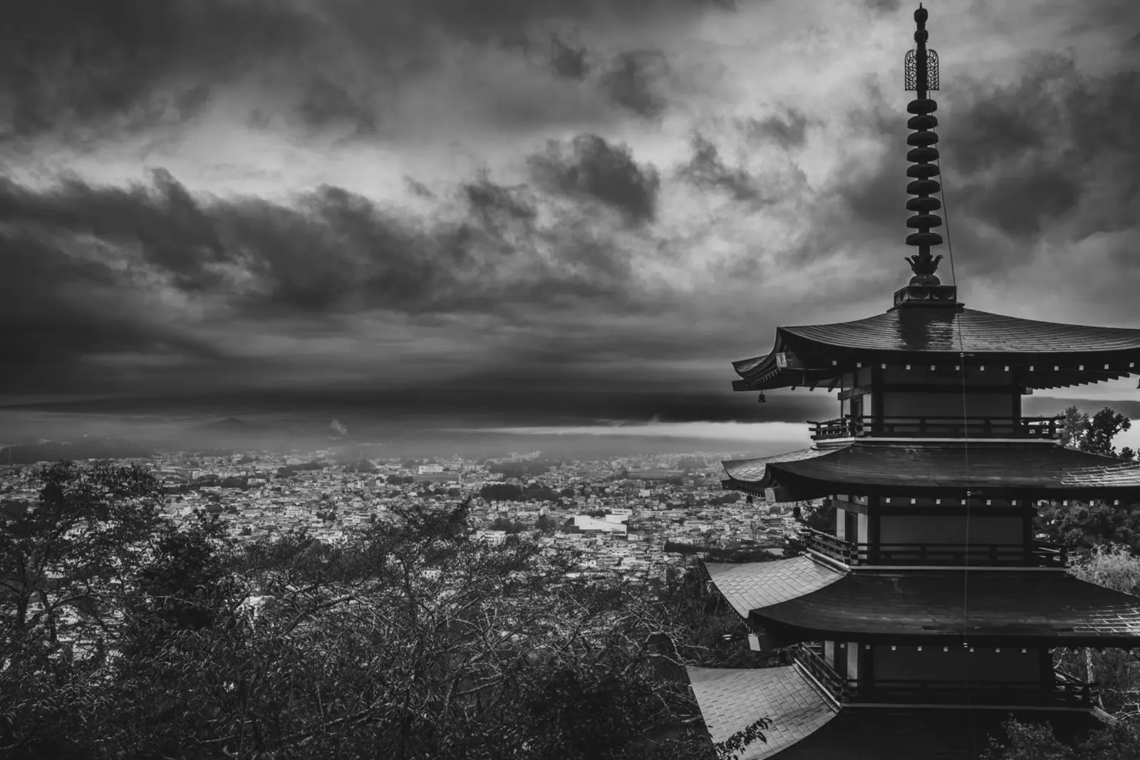Pagoda Chureito a Fujiyoshida, Giappone alluminio dibond da Marcel Bisig