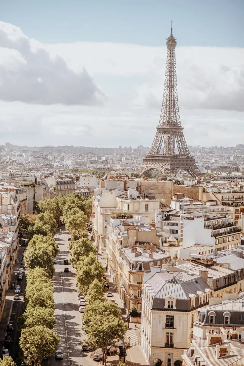 Paris Travel Print, Europa Sommer Print, La Vie En Rose Hahnemühle von TheTravelClub