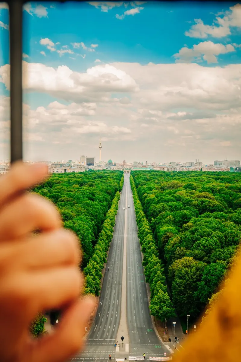 Vue de Berlin - Quartier Mitte, Tiergarten & Tour de télévision poster de Berlin Moments