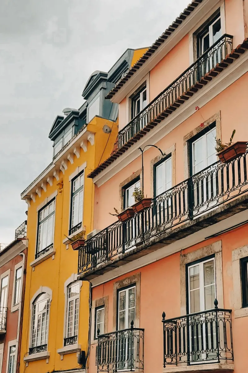 Porto Buildings canvas van Les Meravelles