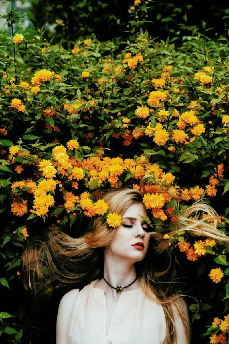 Yellow alu dibond de Jovana Rikalo