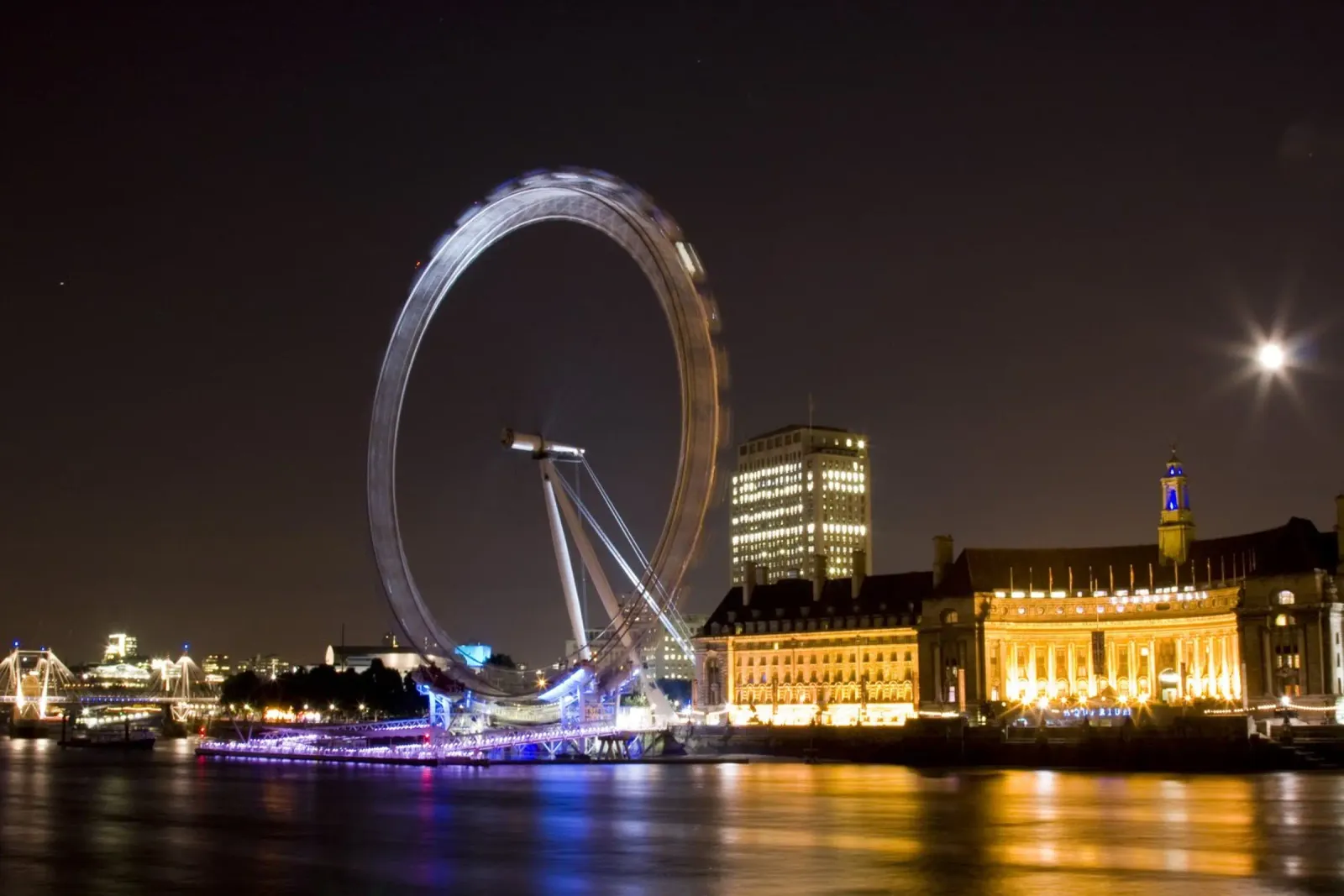Occhio di Londra poster con telaio in legno da Alexey