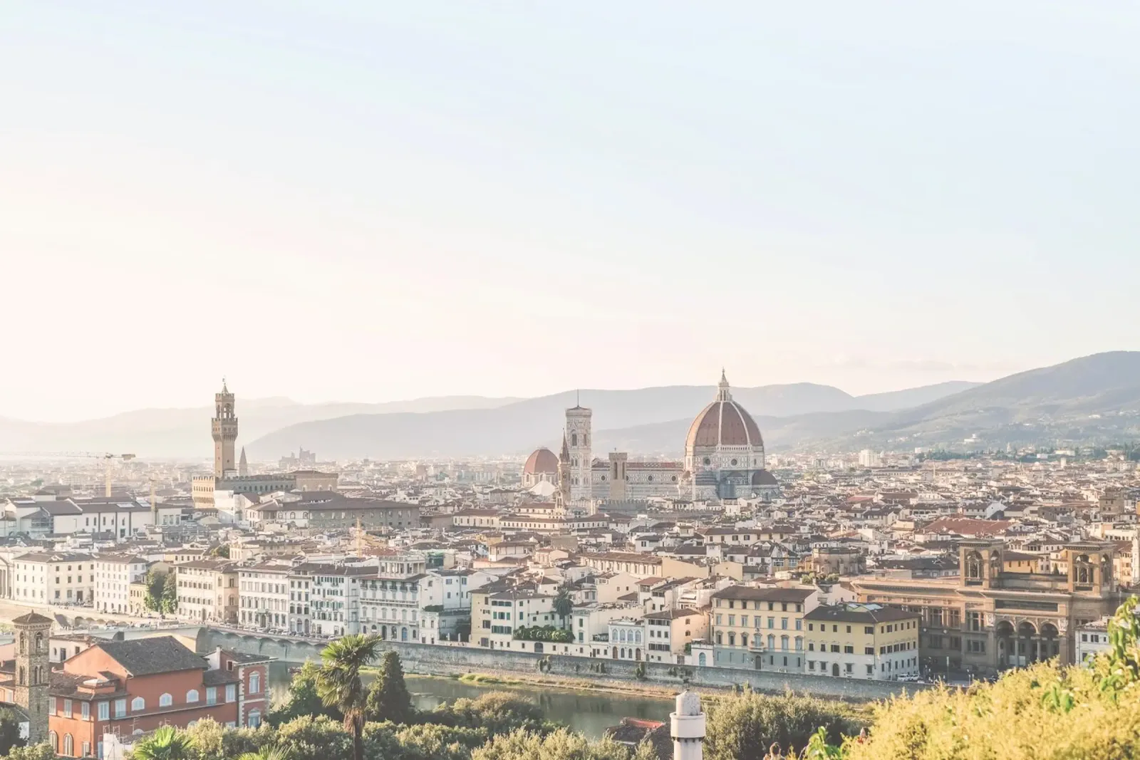 Firenze, Italia I Panorama a pastello della città sul Duomo poster con telaio in alluminio da Julie Travel Photography