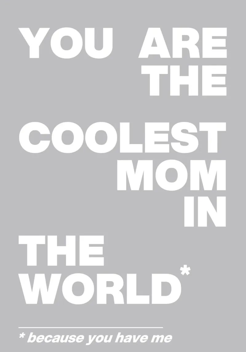 Coolest mom poster con telaio in plastica da Hey Vincent