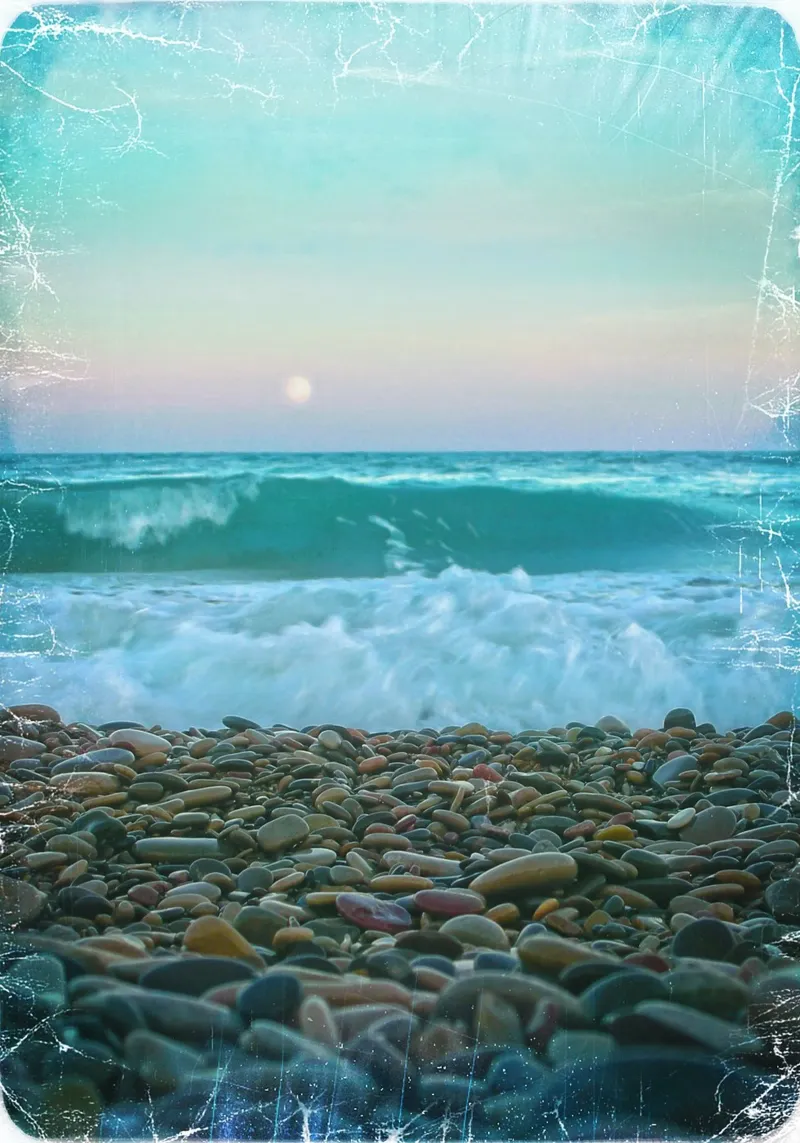 Alba sulla spiaggia pellicola backlit da Eva Nev Photography