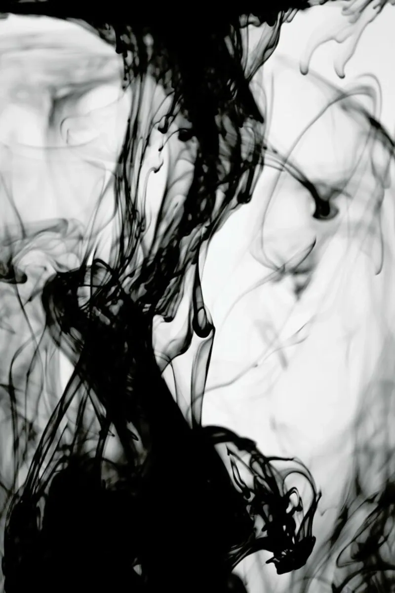 Strong Movement plexiglass da Studio Nahili
