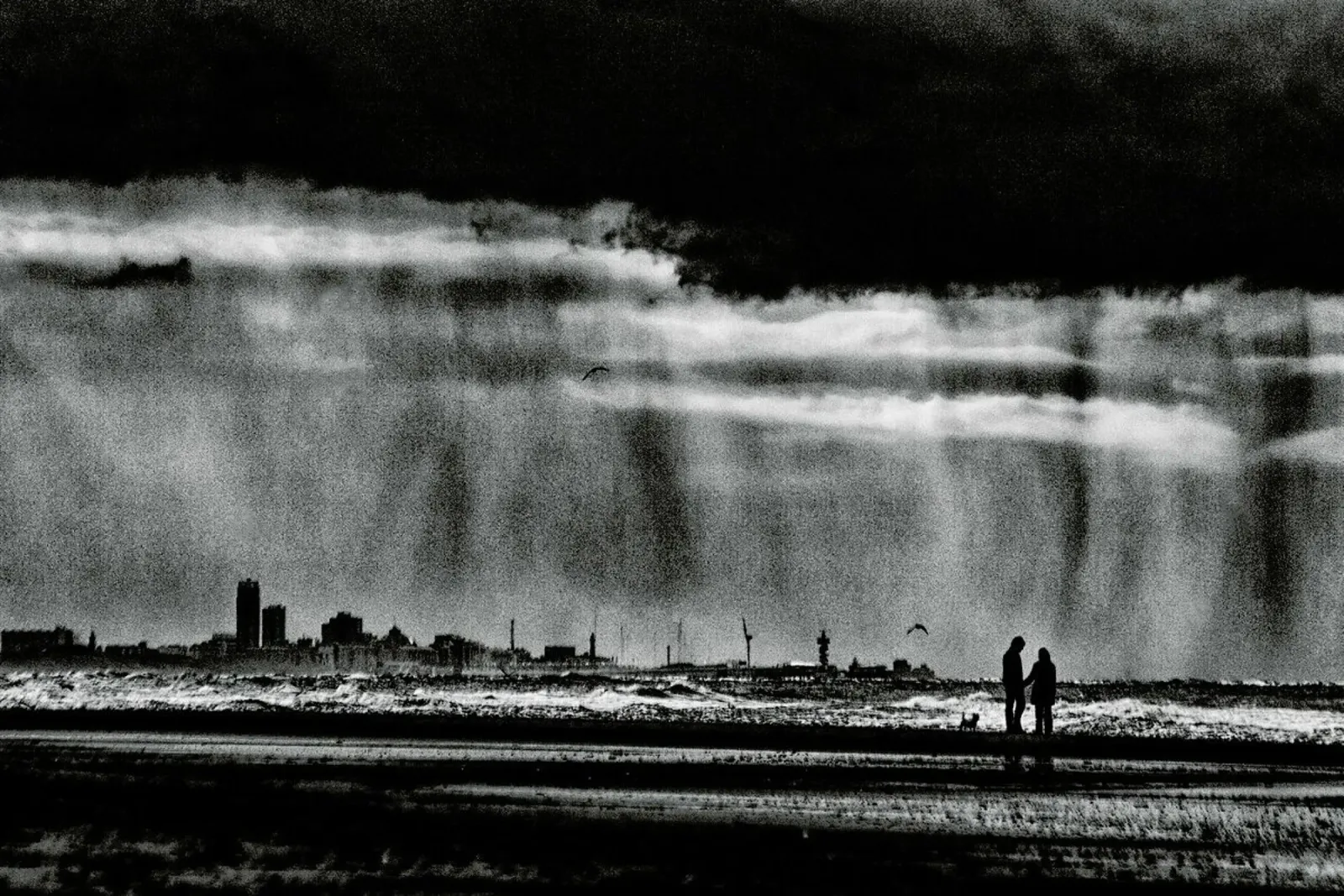 On The Beach - Susanne Stoop poster da Pictufy