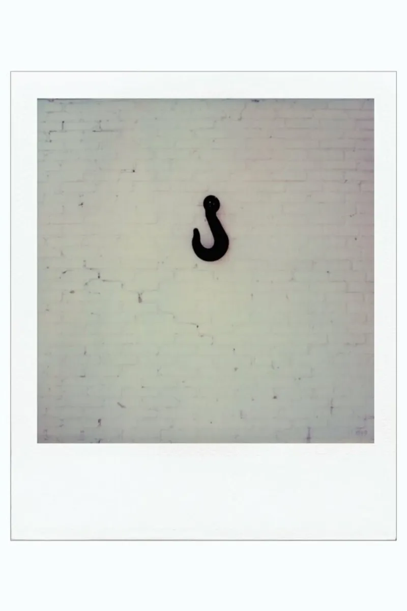 Hook pellicola backlit da Lou Garoup