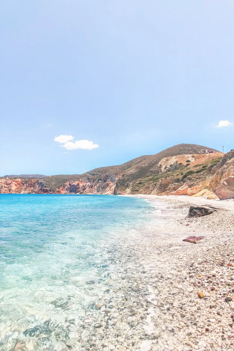 Milos, Grecia I Sogno della spiaggia deserta paradiso delle Cicladi poster con telaio in plastica da Julie Travel Photography