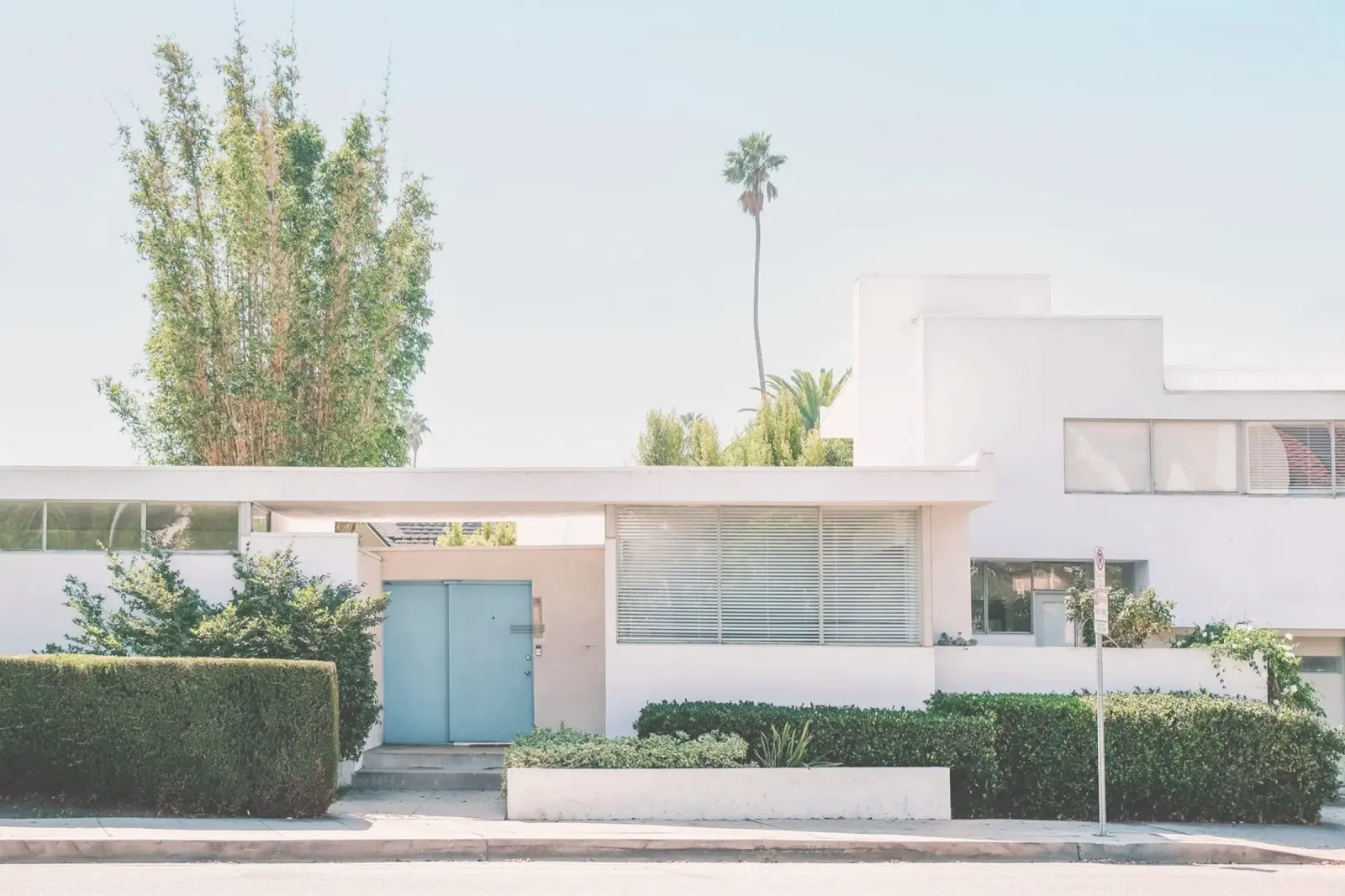 Los Angeles, USA I Architektur Kalifornien Mitte des Jahrhunderts Leinwand von Julie Travel Photography