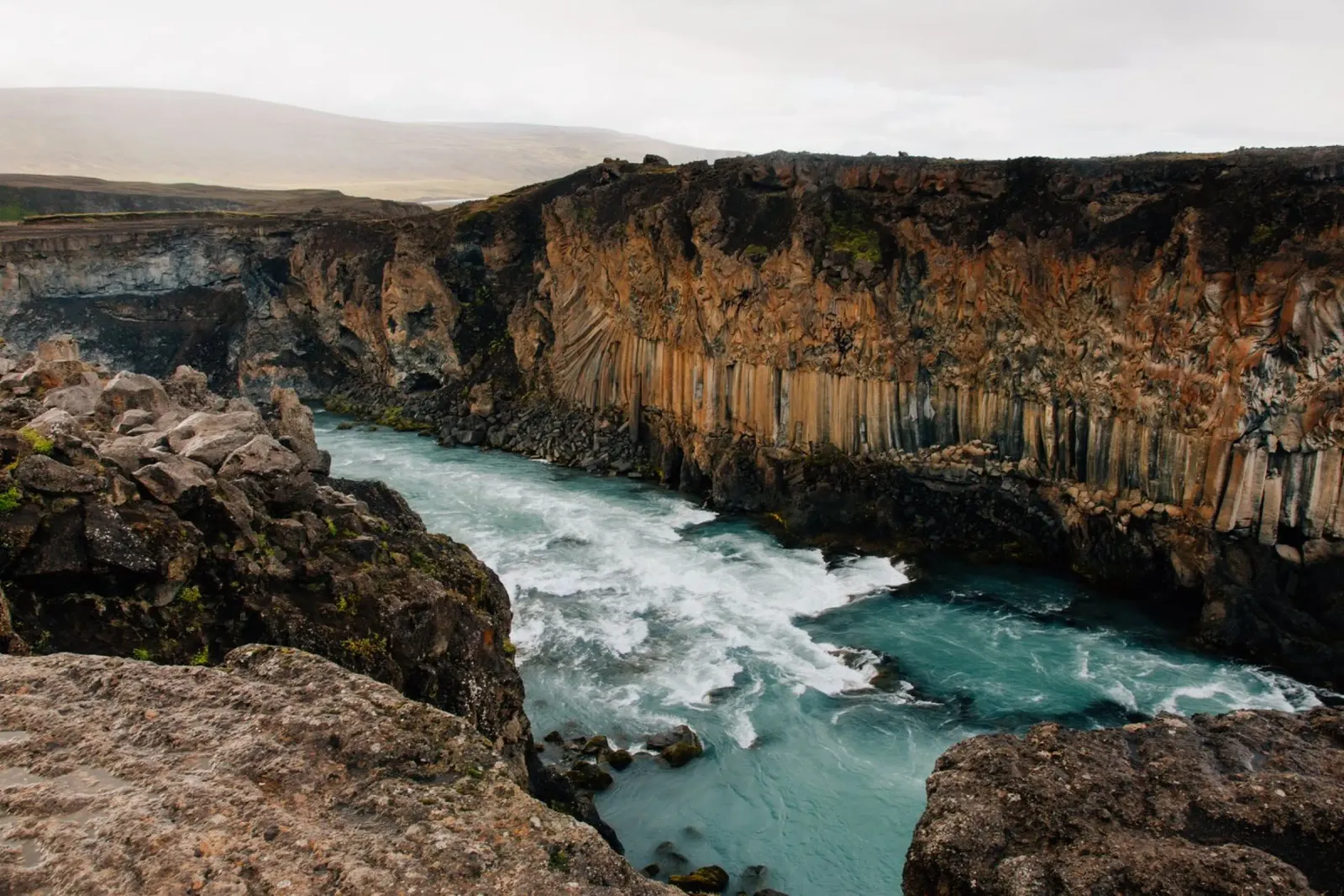 Landscape at Aldeyjarfoss on Iceland pellicola backlit da susea